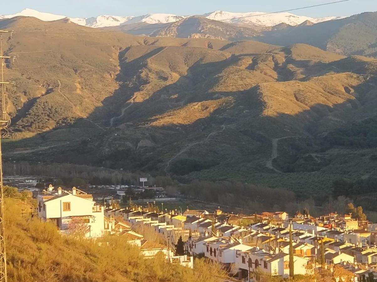 Casa Ideal Familias Y Grupos Con Balcones Exterior Soleada Patios Cerca Alhambra, Sierra Nevada, Rio Genil, Lancha Del Genil, Parque Llano Y Reloj Del Sol Con Barbacoas, Campo De Futbol, Circuito Gimnasia Apartamento Granada Exterior foto