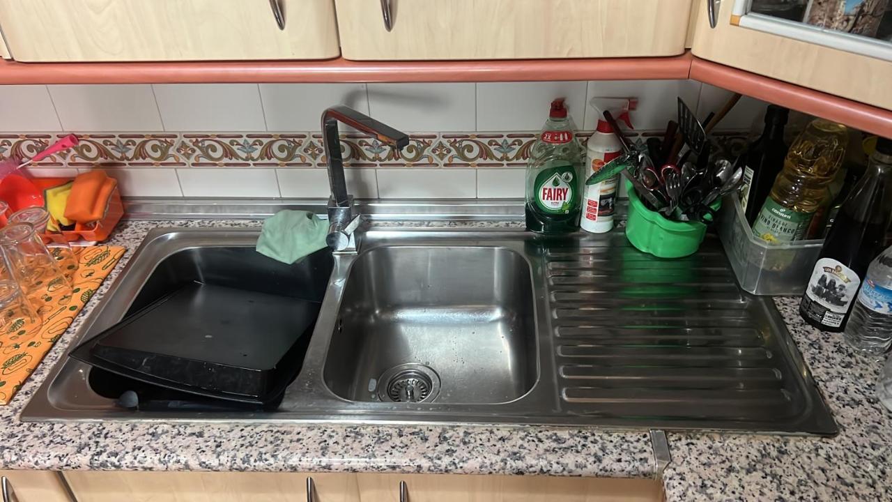 Casa Ideal Familias Y Grupos Con Balcones Exterior Soleada Patios Cerca Alhambra, Sierra Nevada, Rio Genil, Lancha Del Genil, Parque Llano Y Reloj Del Sol Con Barbacoas, Campo De Futbol, Circuito Gimnasia Apartamento Granada Exterior foto