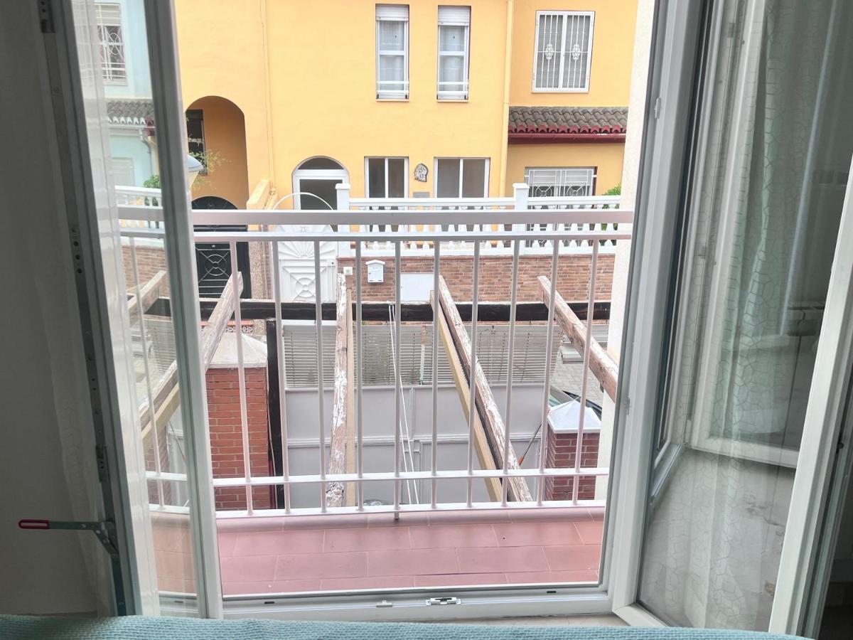 Casa Ideal Familias Y Grupos Con Balcones Exterior Soleada Patios Cerca Alhambra, Sierra Nevada, Rio Genil, Lancha Del Genil, Parque Llano Y Reloj Del Sol Con Barbacoas, Campo De Futbol, Circuito Gimnasia Apartamento Granada Exterior foto