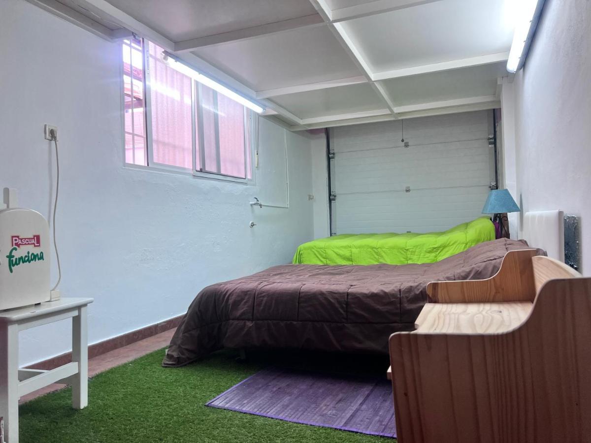 Casa Ideal Familias Y Grupos Con Balcones Exterior Soleada Patios Cerca Alhambra, Sierra Nevada, Rio Genil, Lancha Del Genil, Parque Llano Y Reloj Del Sol Con Barbacoas, Campo De Futbol, Circuito Gimnasia Apartamento Granada Exterior foto