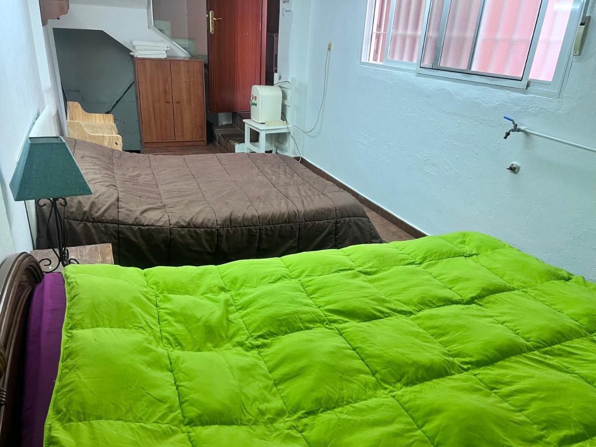 Casa Ideal Familias Y Grupos Con Balcones Exterior Soleada Patios Cerca Alhambra, Sierra Nevada, Rio Genil, Lancha Del Genil, Parque Llano Y Reloj Del Sol Con Barbacoas, Campo De Futbol, Circuito Gimnasia Apartamento Granada Exterior foto