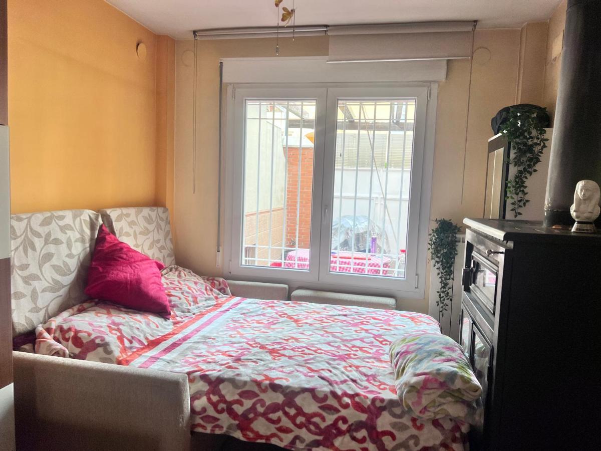 Casa Ideal Familias Y Grupos Con Balcones Exterior Soleada Patios Cerca Alhambra, Sierra Nevada, Rio Genil, Lancha Del Genil, Parque Llano Y Reloj Del Sol Con Barbacoas, Campo De Futbol, Circuito Gimnasia Apartamento Granada Exterior foto