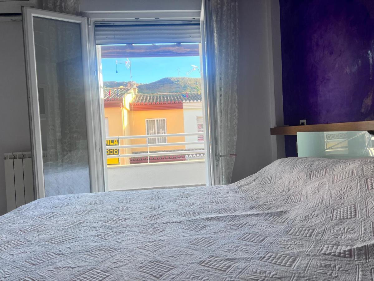 Casa Ideal Familias Y Grupos Con Balcones Exterior Soleada Patios Cerca Alhambra, Sierra Nevada, Rio Genil, Lancha Del Genil, Parque Llano Y Reloj Del Sol Con Barbacoas, Campo De Futbol, Circuito Gimnasia Apartamento Granada Exterior foto