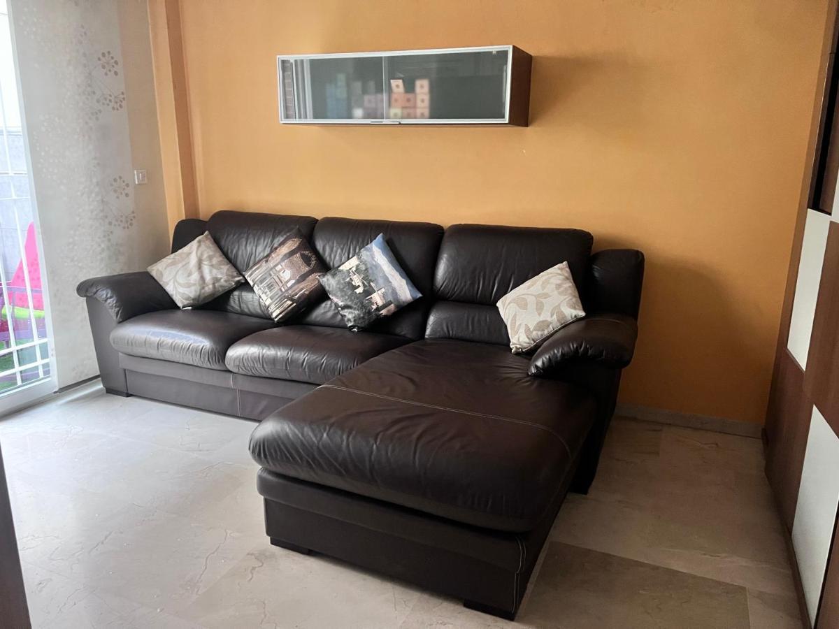 Casa Ideal Familias Y Grupos Con Balcones Exterior Soleada Patios Cerca Alhambra, Sierra Nevada, Rio Genil, Lancha Del Genil, Parque Llano Y Reloj Del Sol Con Barbacoas, Campo De Futbol, Circuito Gimnasia Apartamento Granada Exterior foto