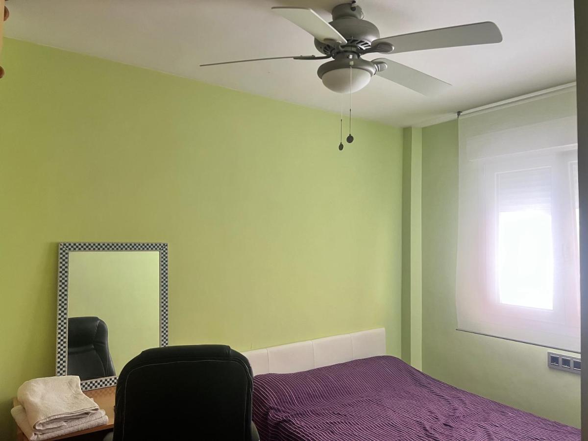 Casa Ideal Familias Y Grupos Con Balcones Exterior Soleada Patios Cerca Alhambra, Sierra Nevada, Rio Genil, Lancha Del Genil, Parque Llano Y Reloj Del Sol Con Barbacoas, Campo De Futbol, Circuito Gimnasia Apartamento Granada Exterior foto